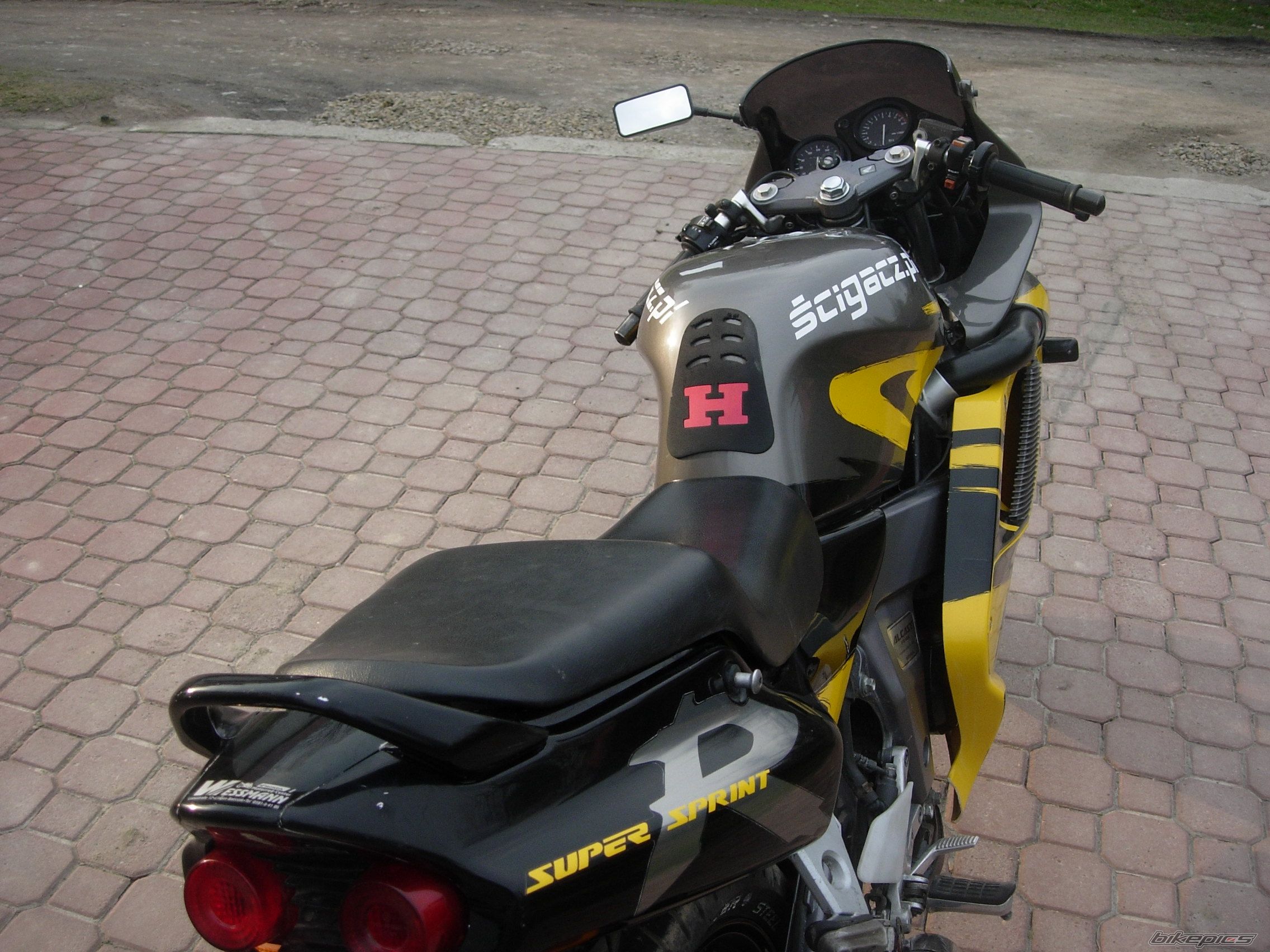 Photo 823402