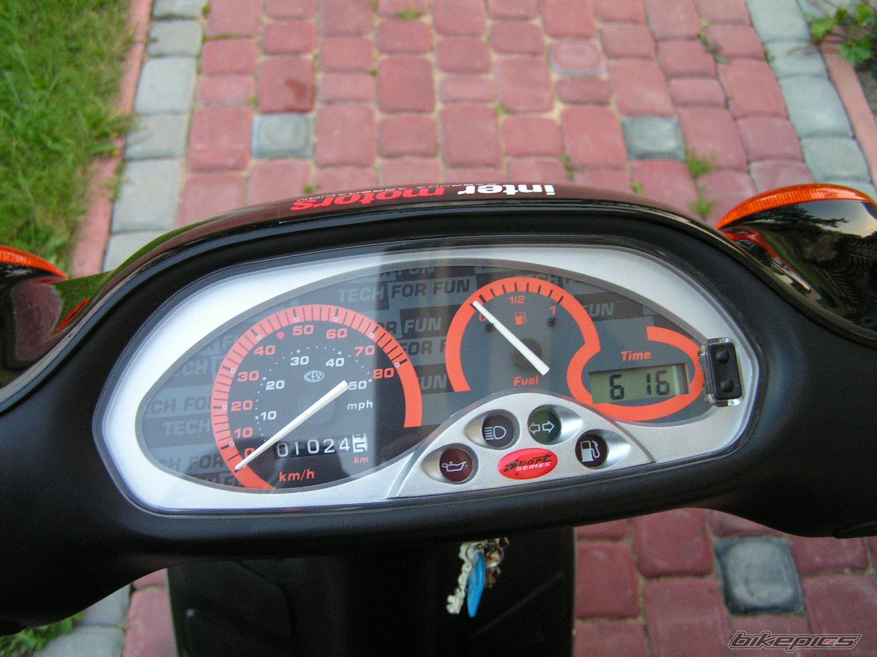 Photo 824193