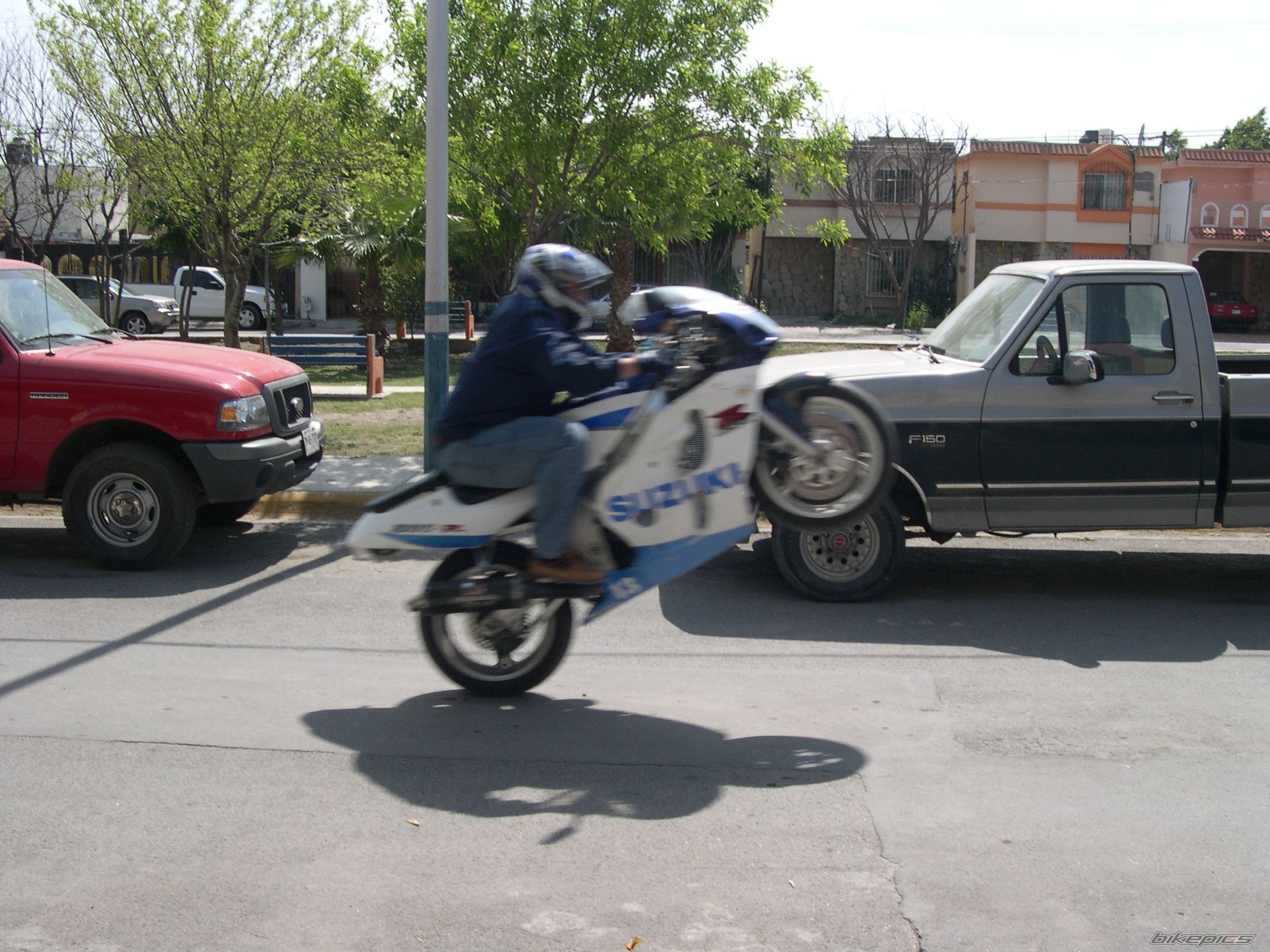 Photo 824219