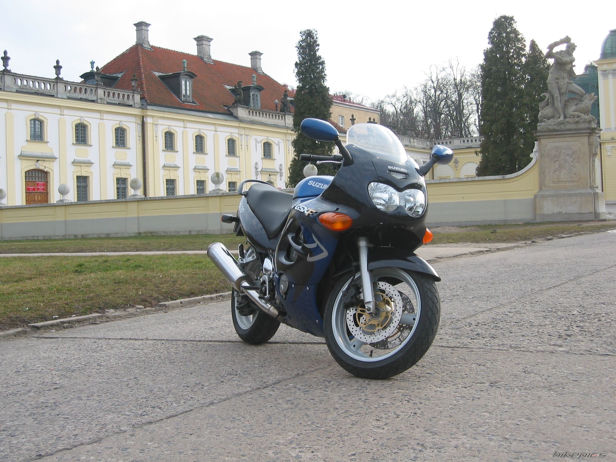 Photo 825039