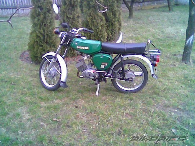 Photo 825104