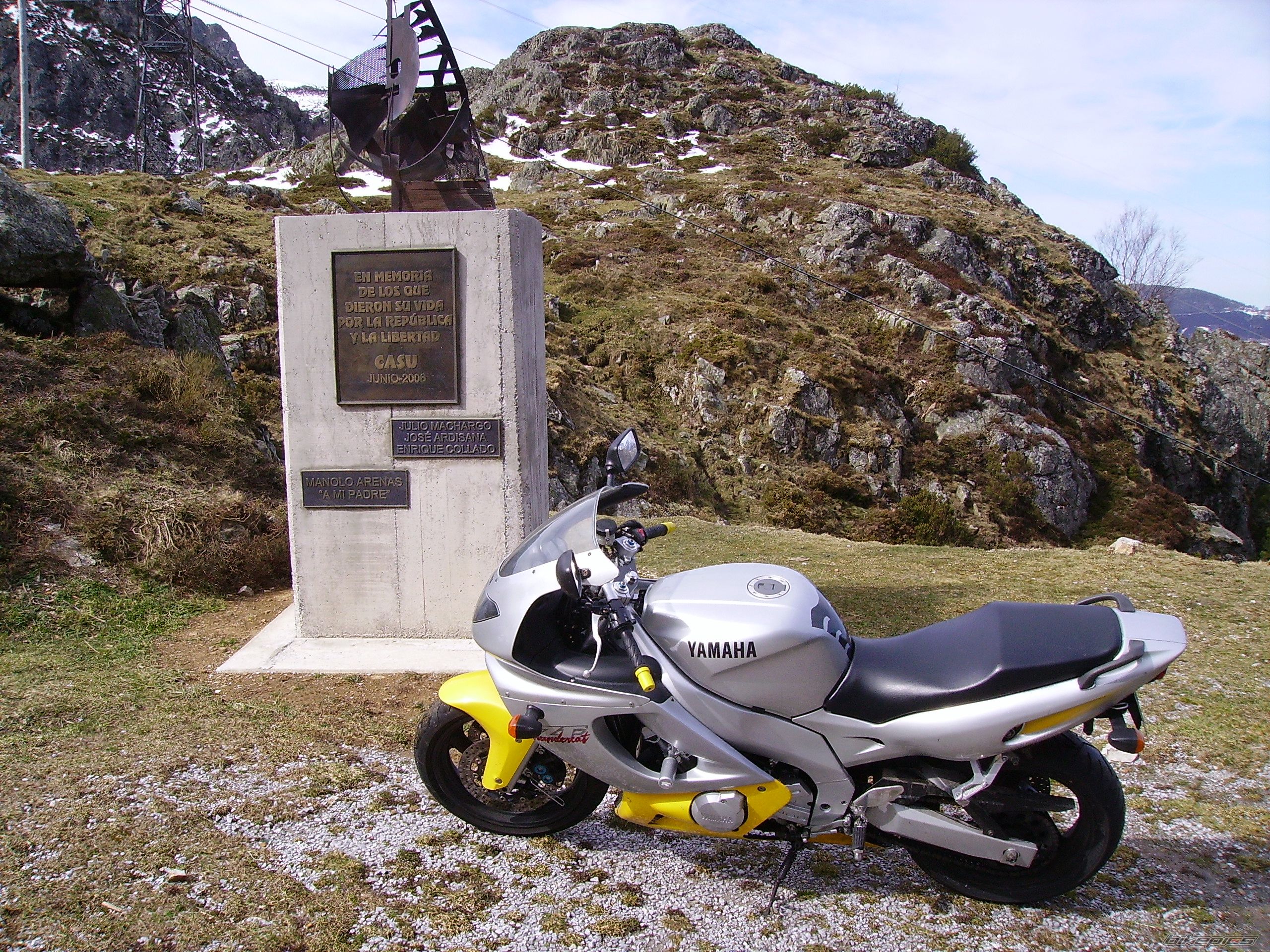 Bike Photo 825111