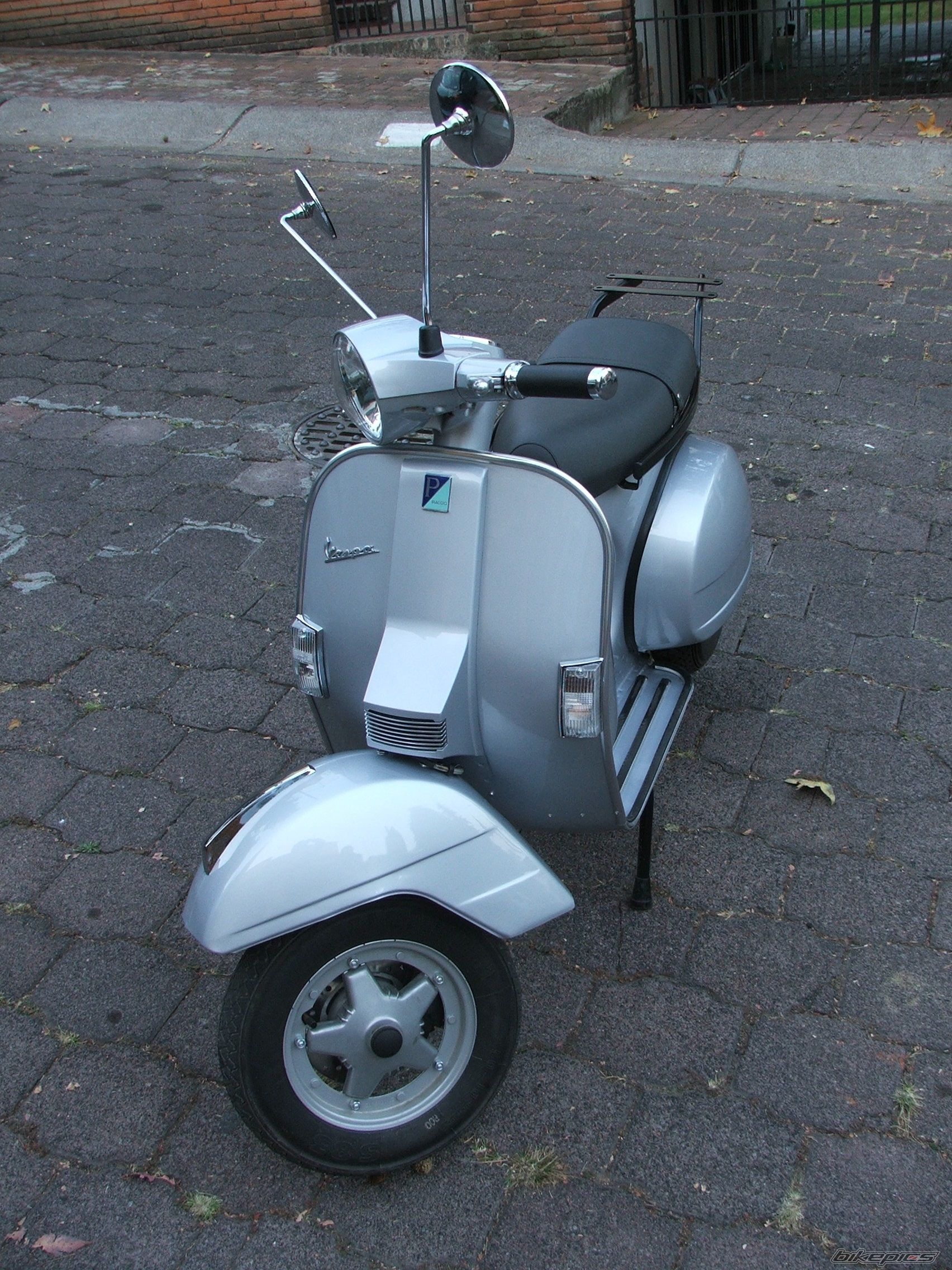Photo 825132