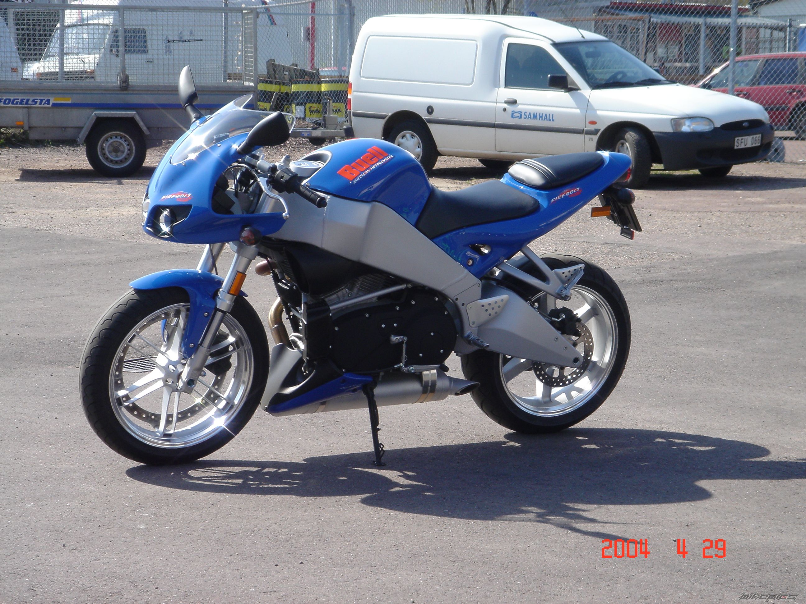 Photo 825729