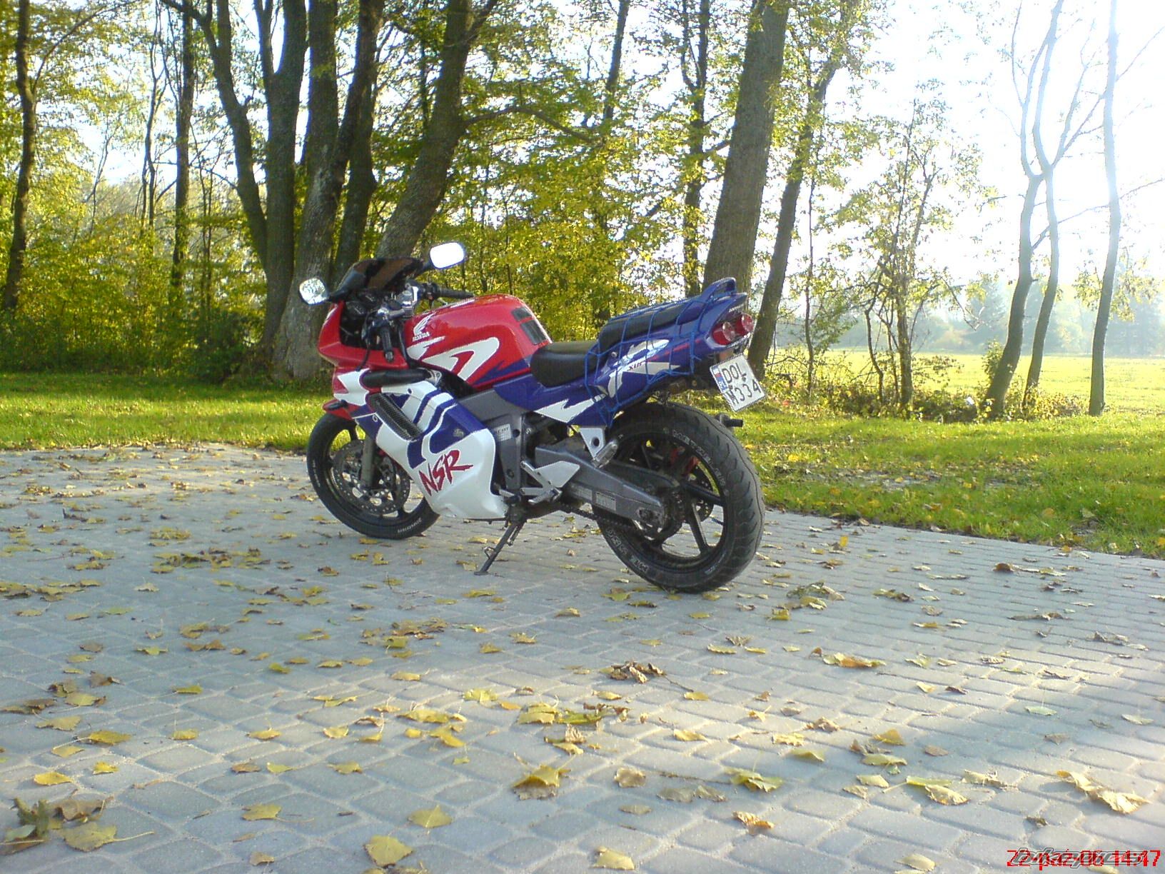 Photo 825856