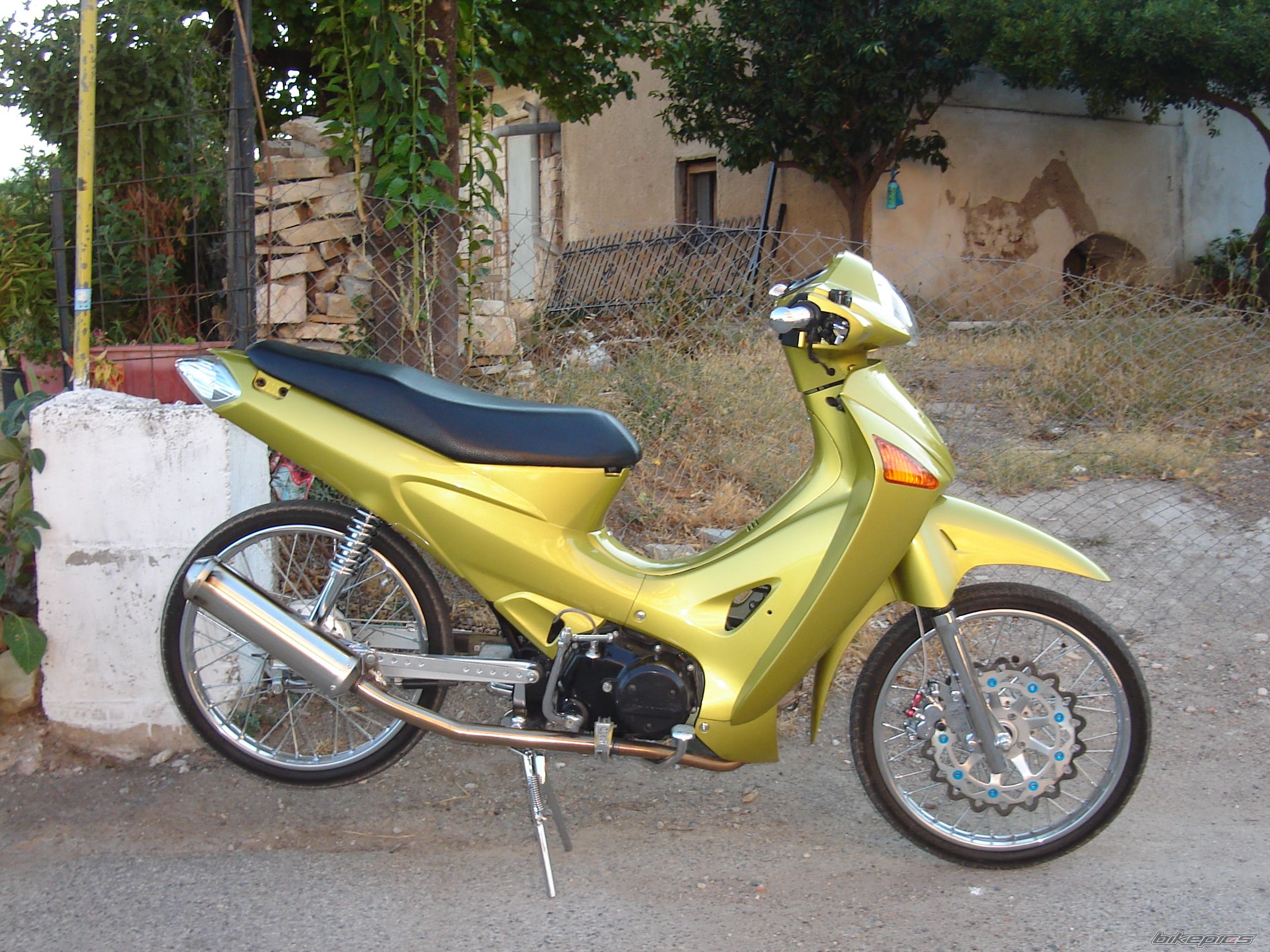 Bike Photo 826054