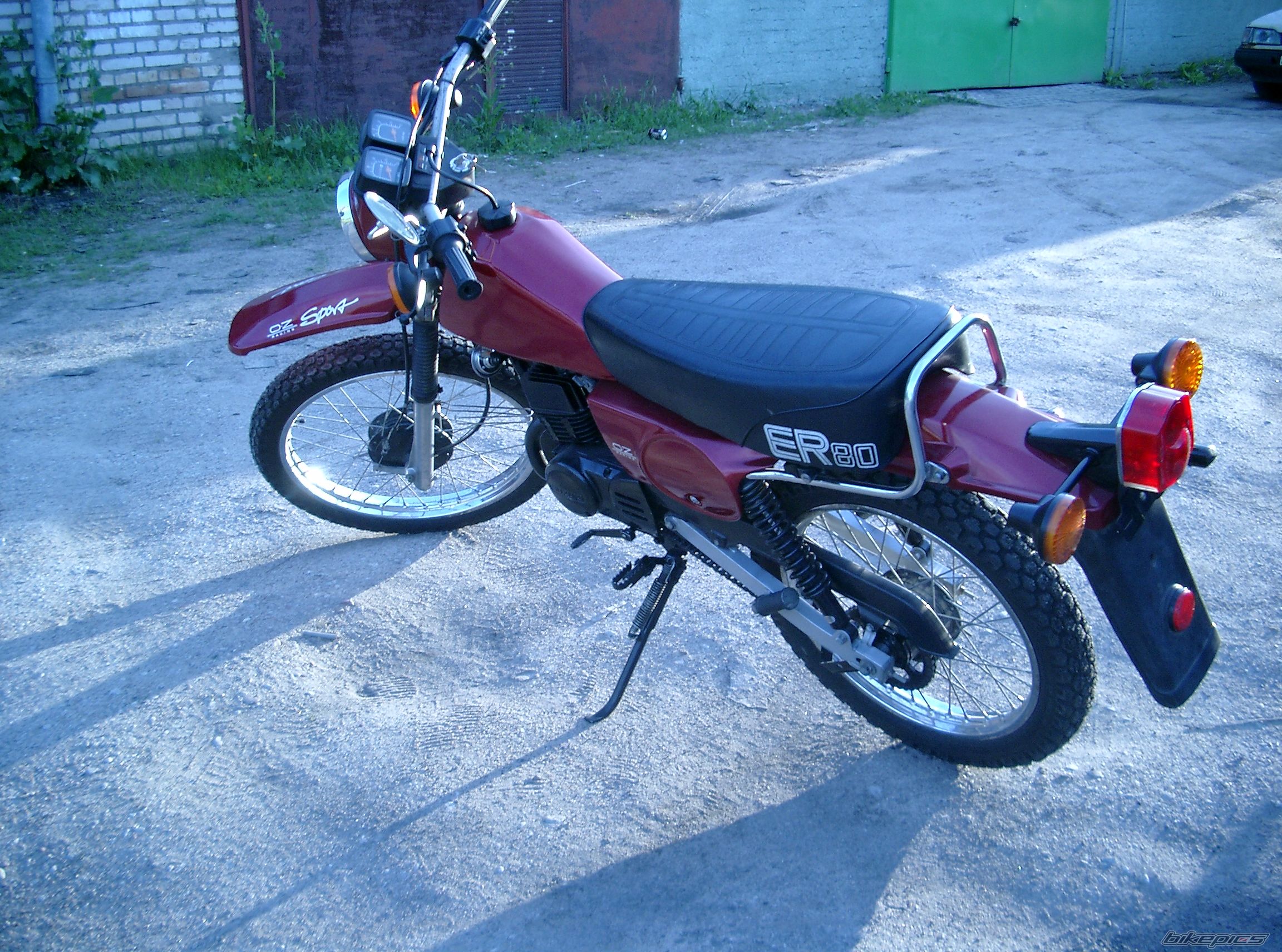Photo 826370