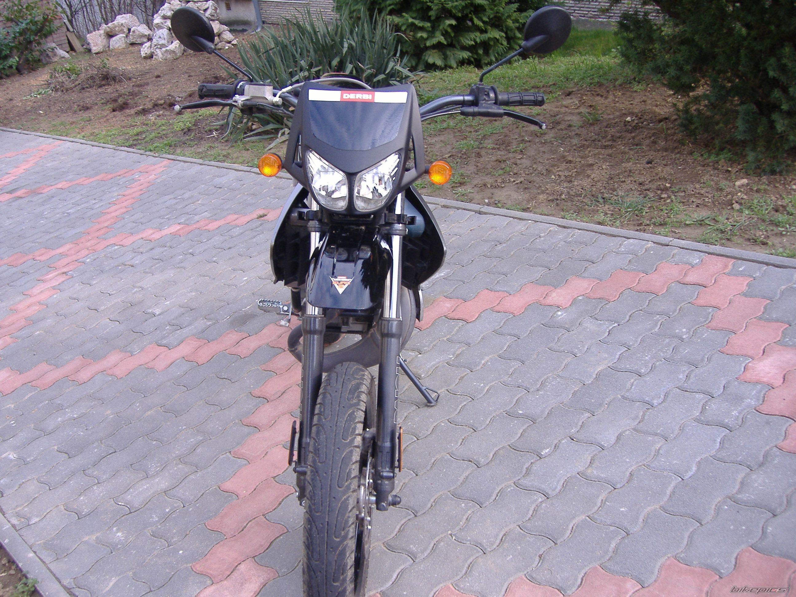 Photo 826599