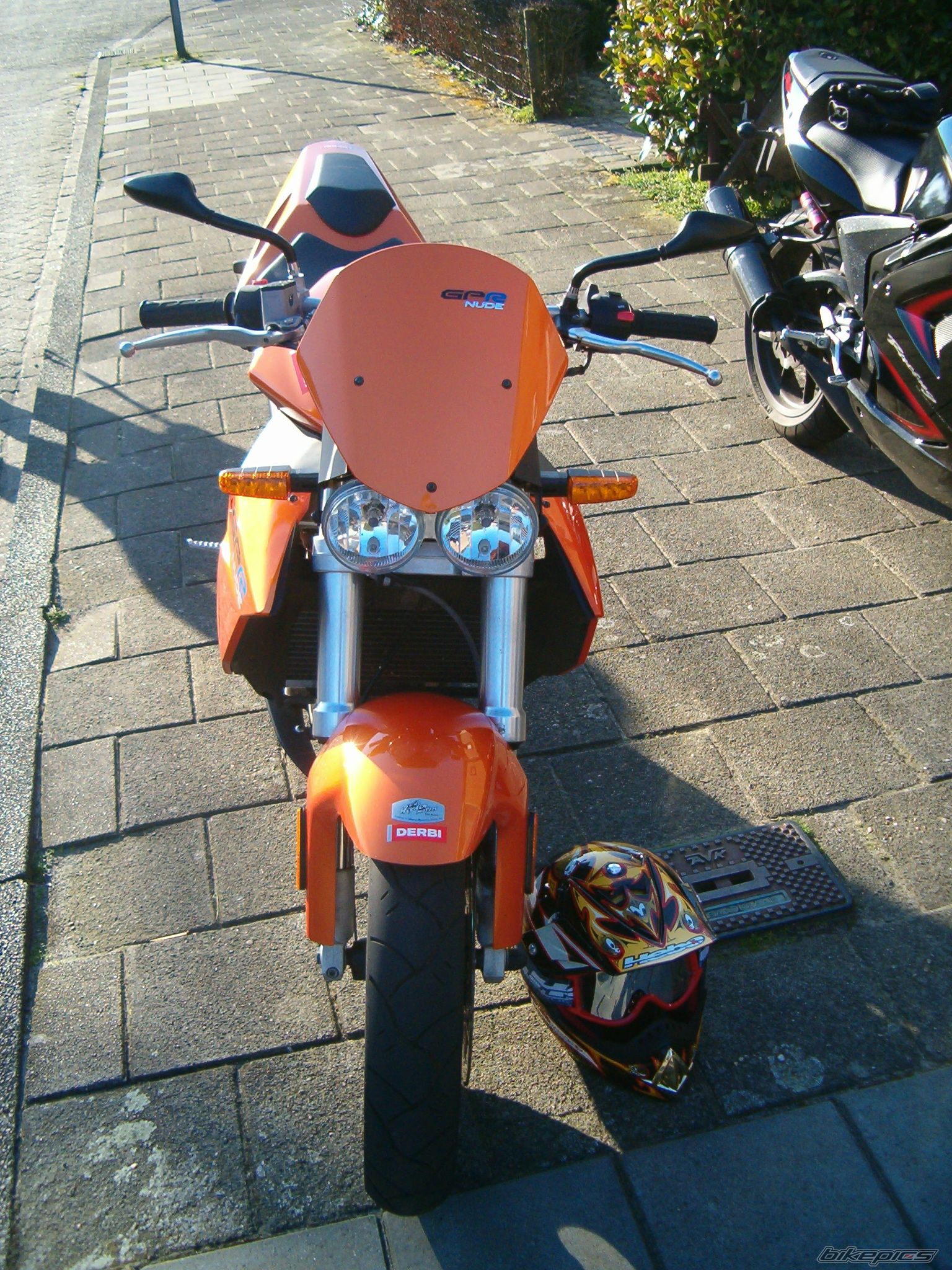 Photo 826883