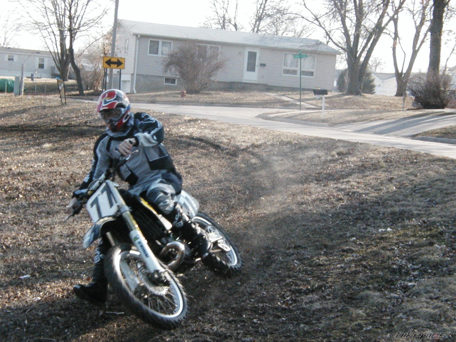 Photo 828093