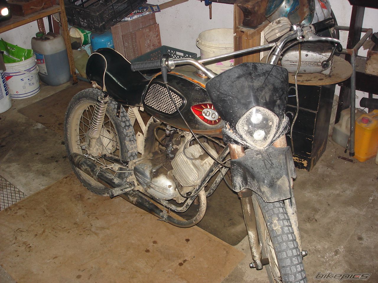 Photo 828292