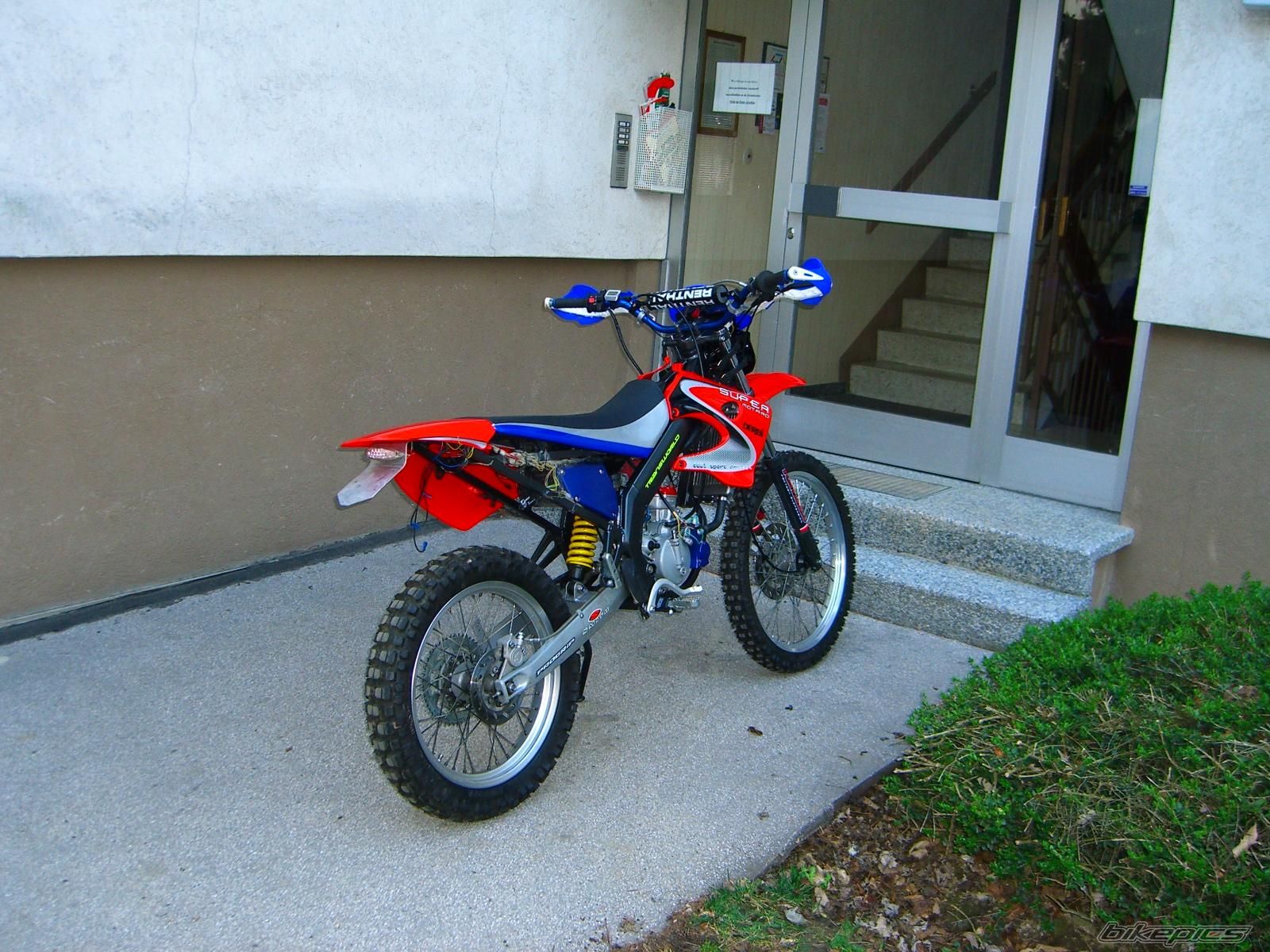 Bike Photo 828475