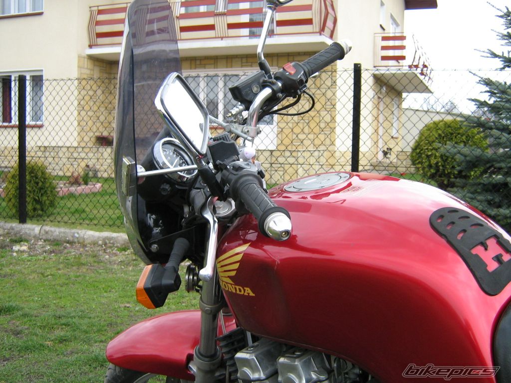 Photo 830066
