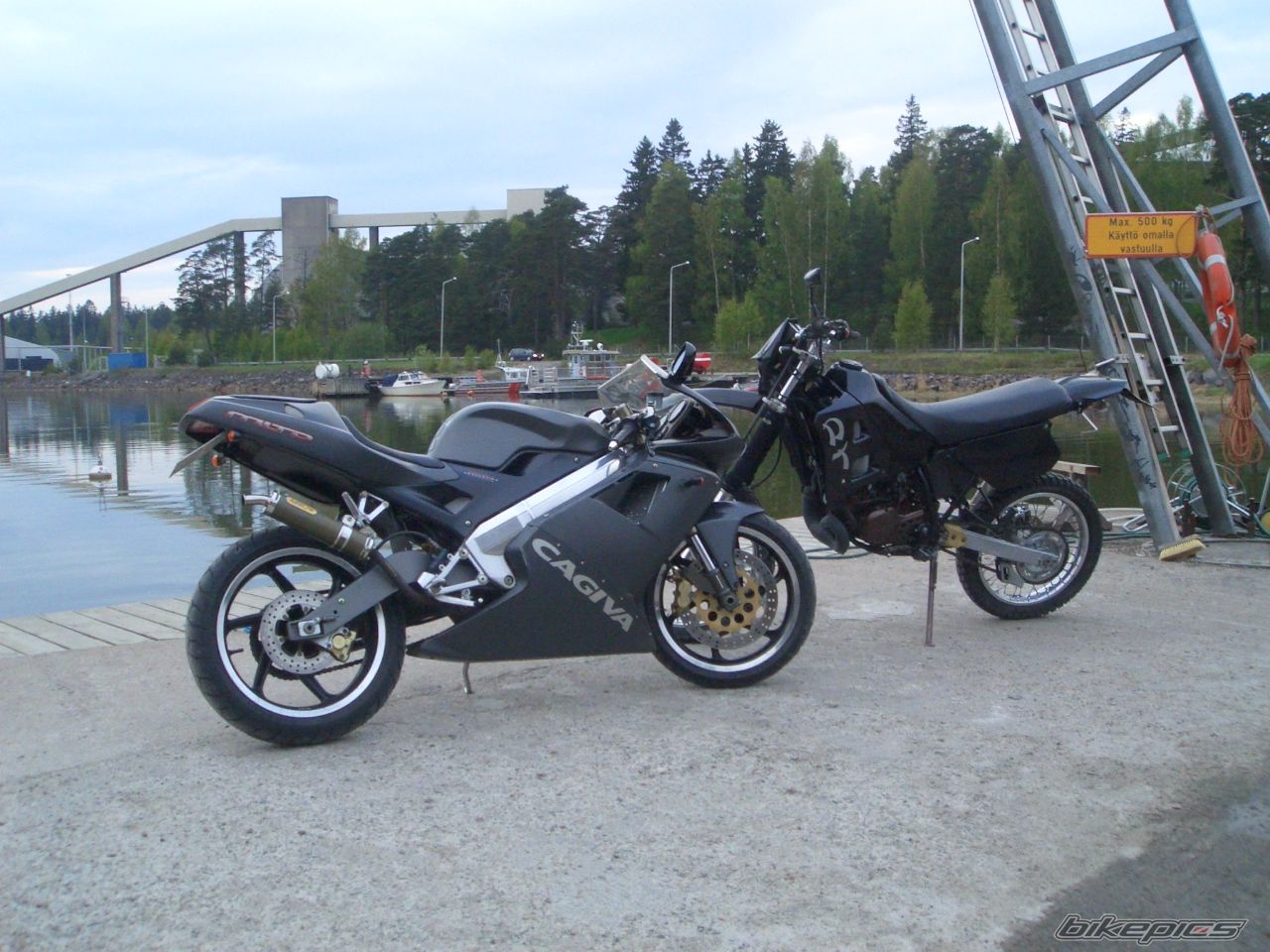 Photo 830835