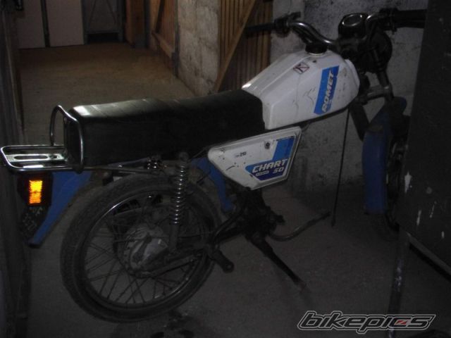 Photo 830882