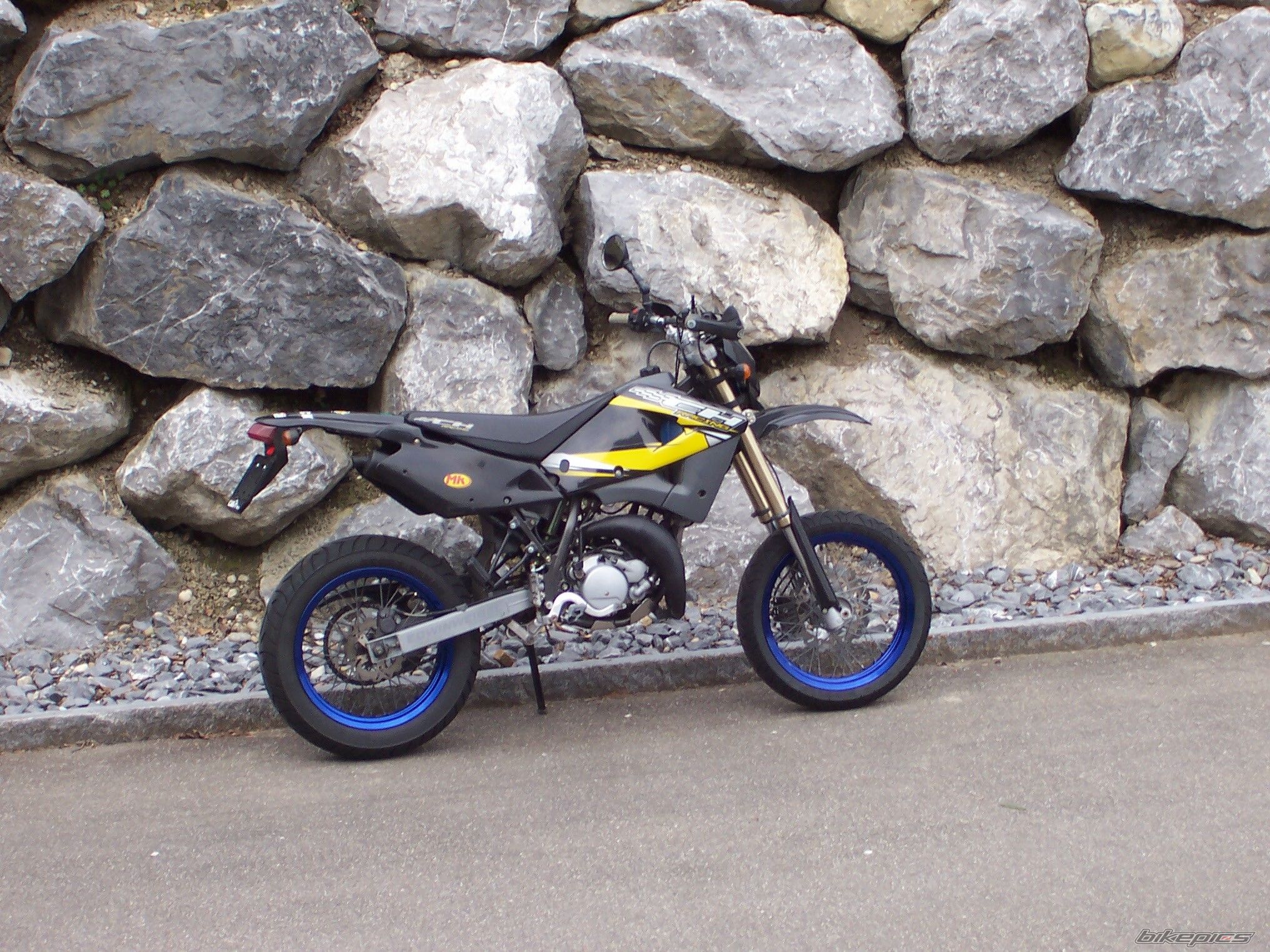 Photo 832025