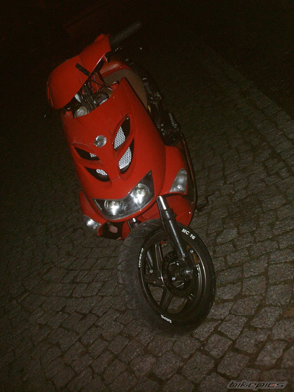 Photo 832095