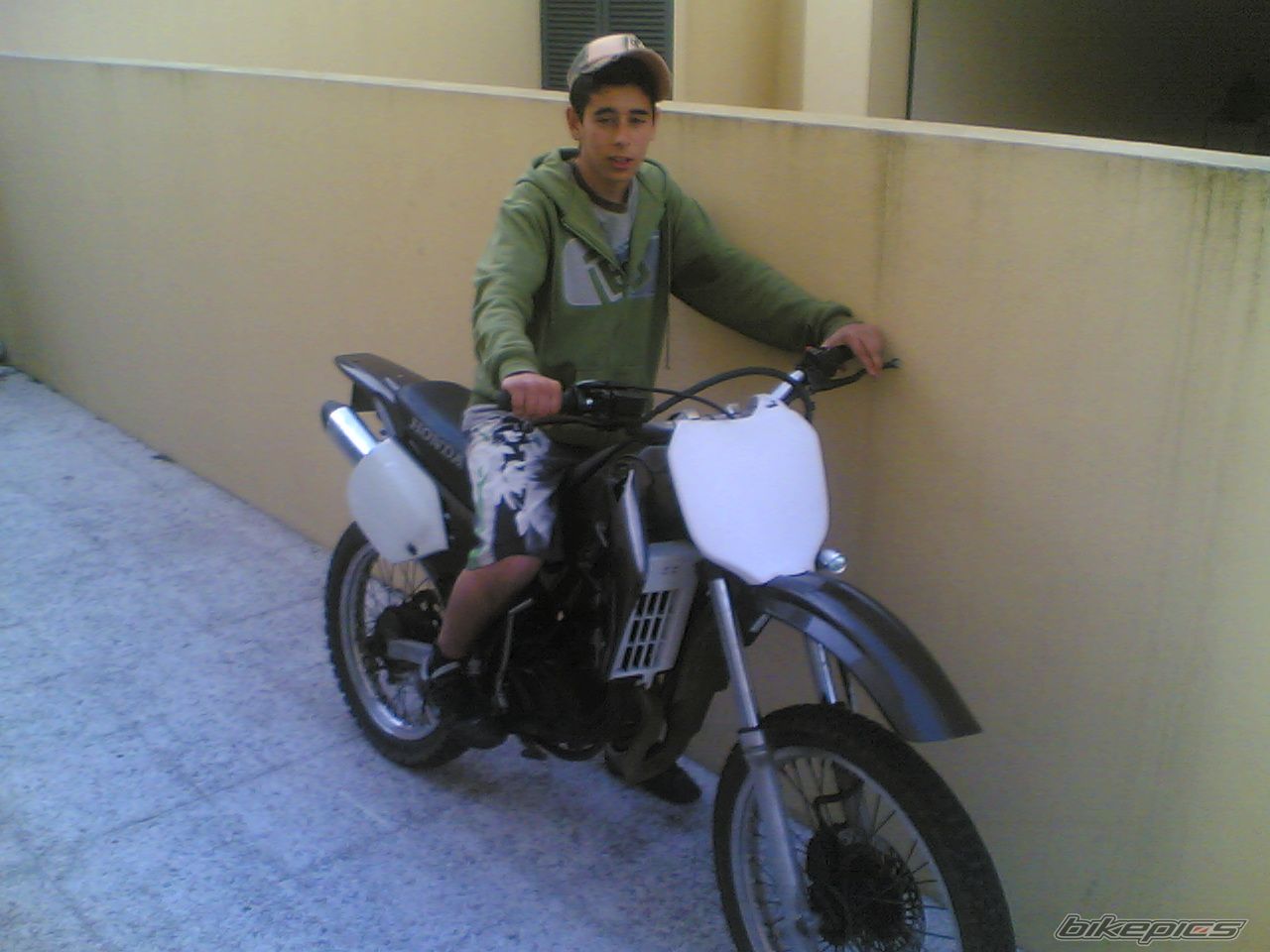 Photo 833093