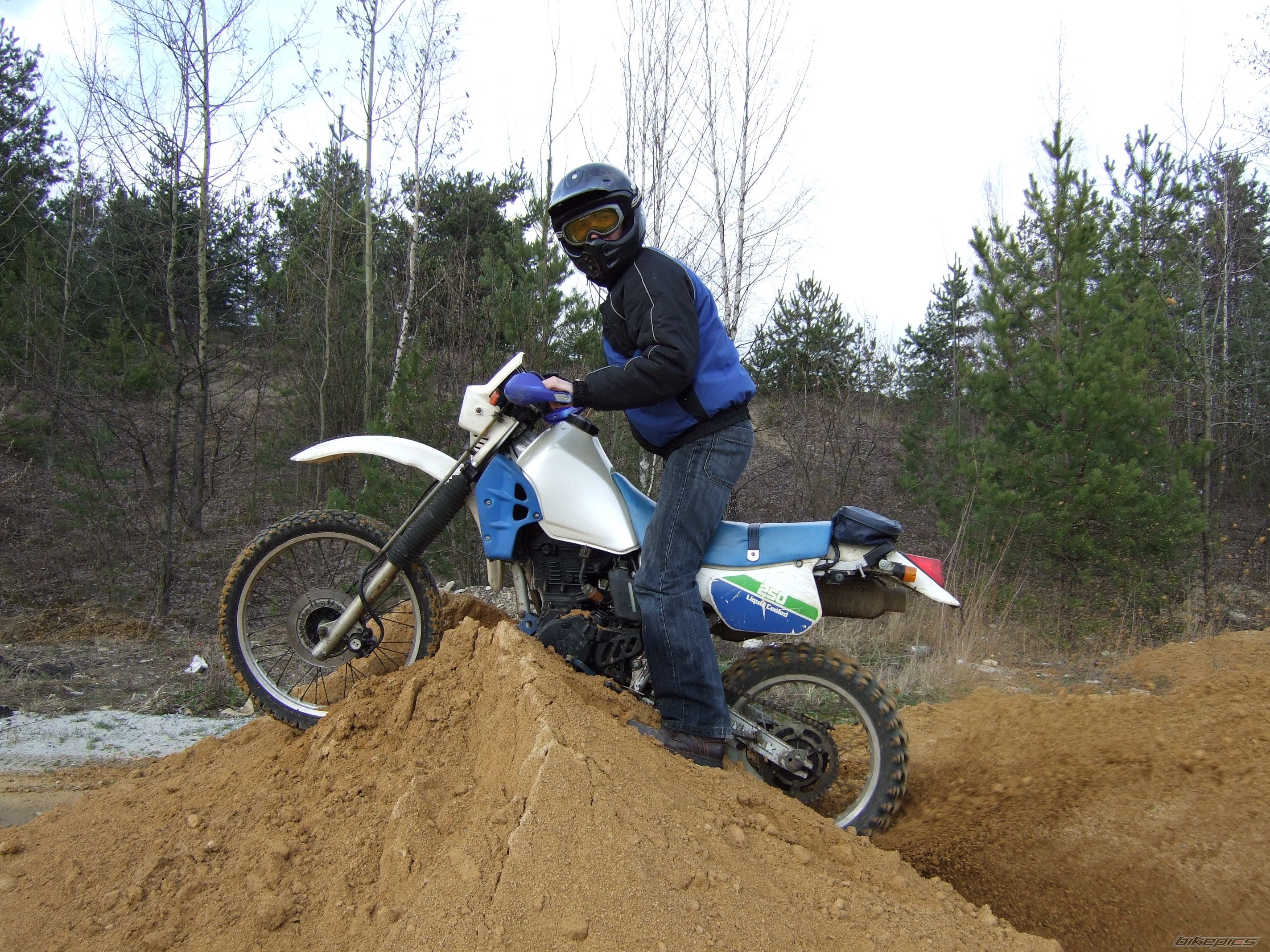 Photo 833257