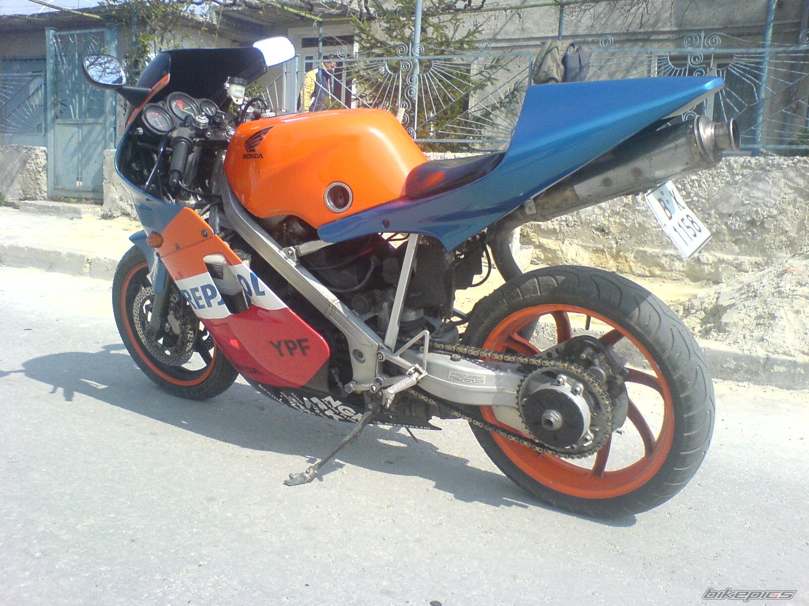 Photo 839687