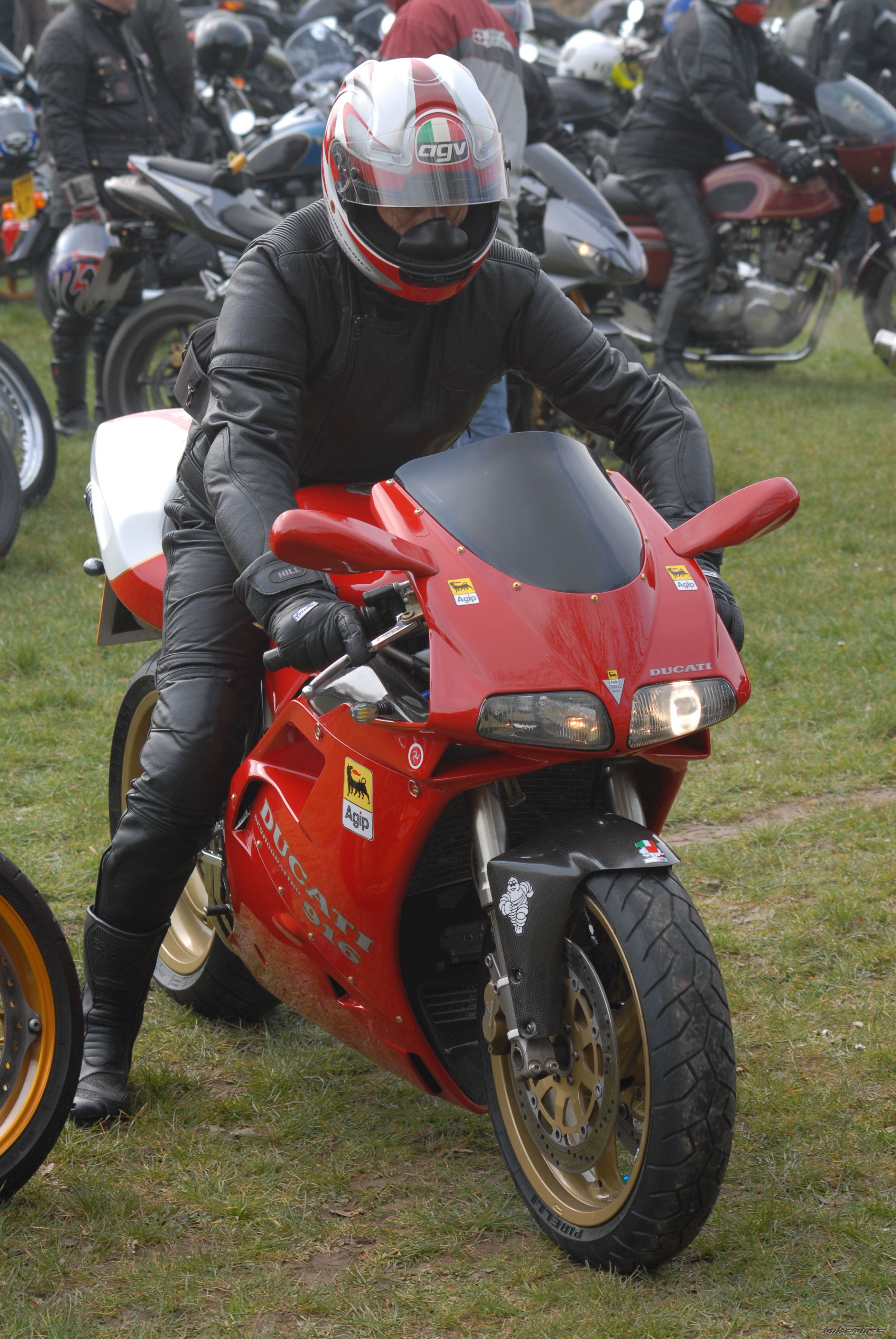 Bike Photo 840966