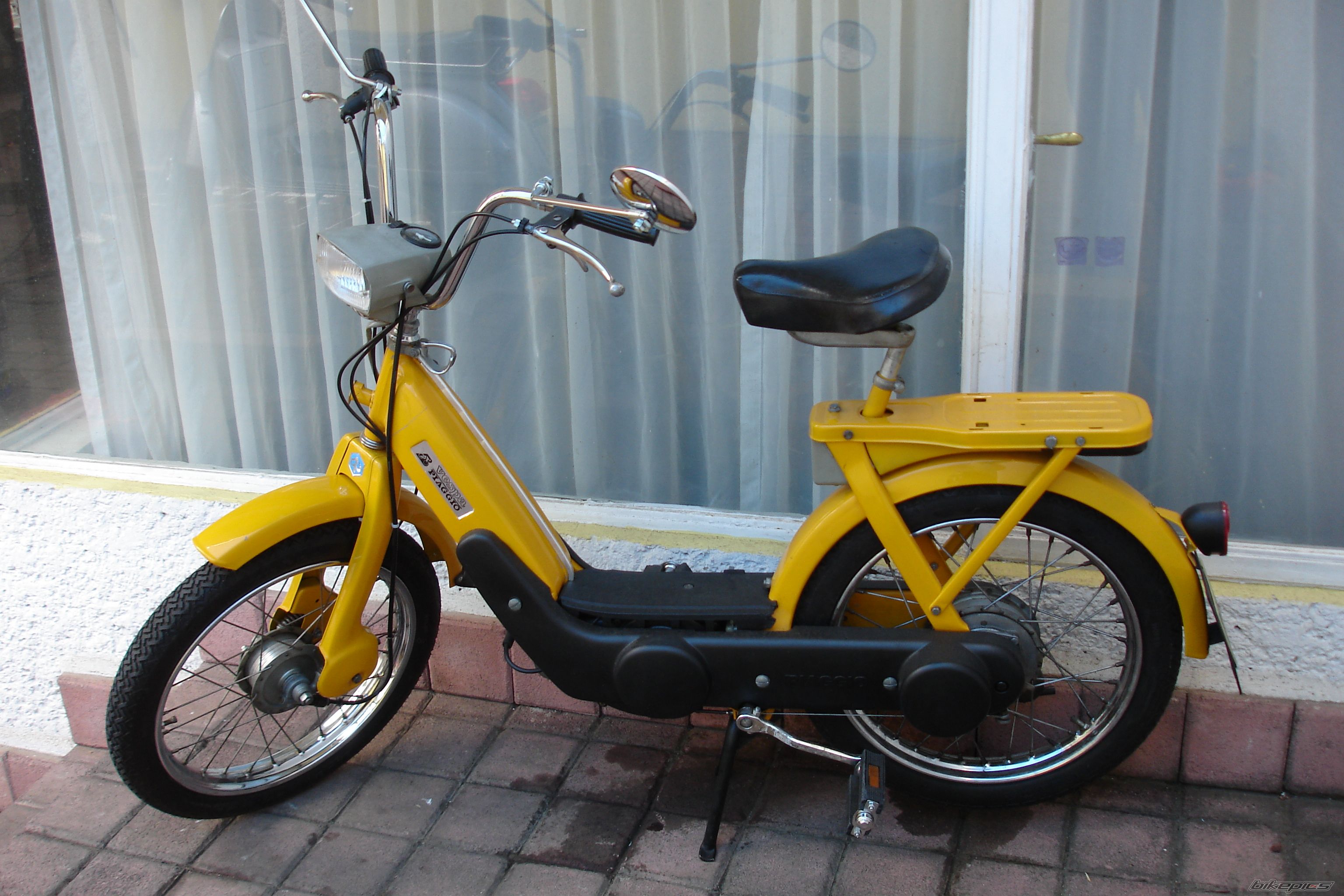 Photo 841516