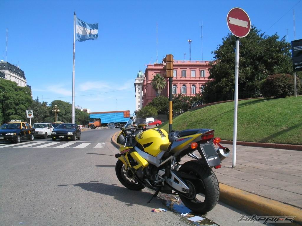 Photo 842132