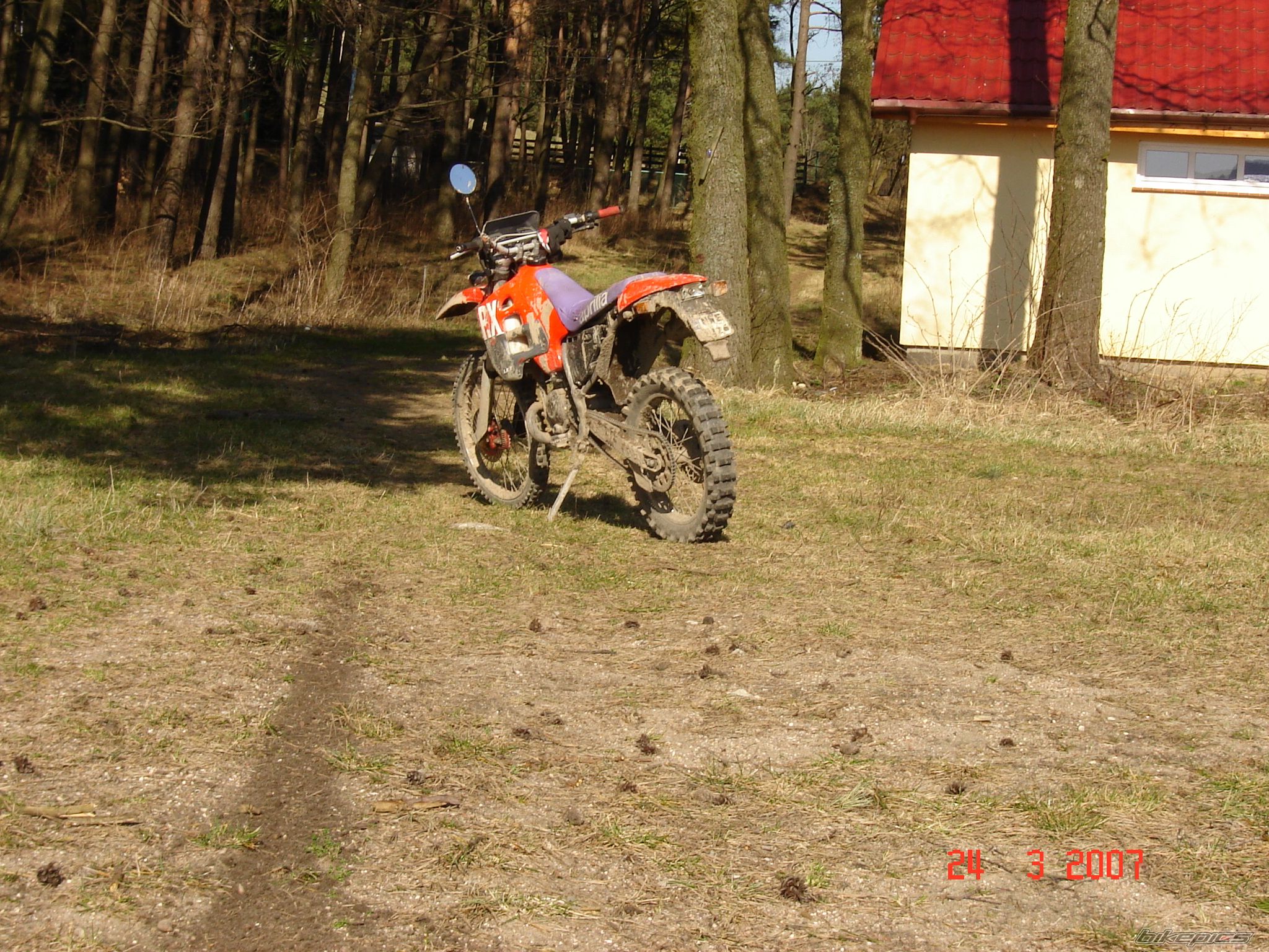 Photo 842358