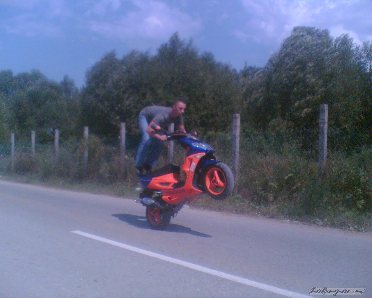 Photo 842508