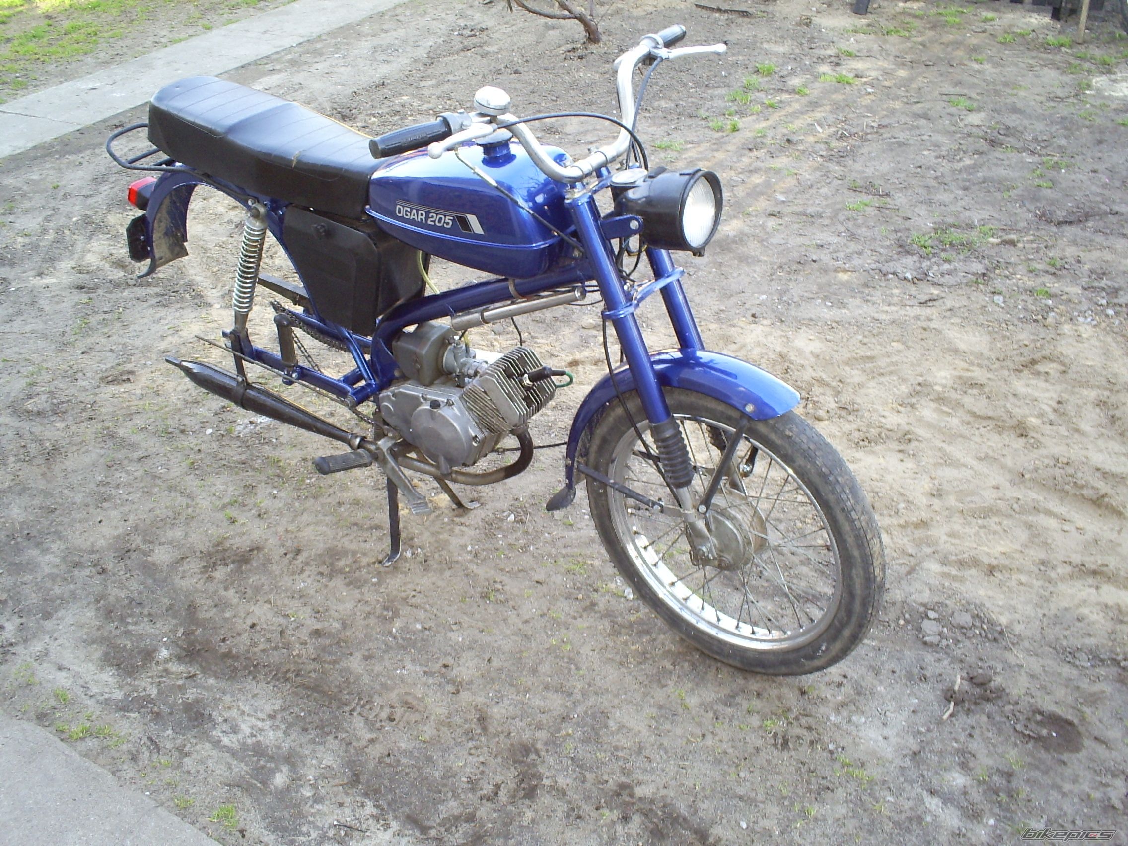 Photo 842513
