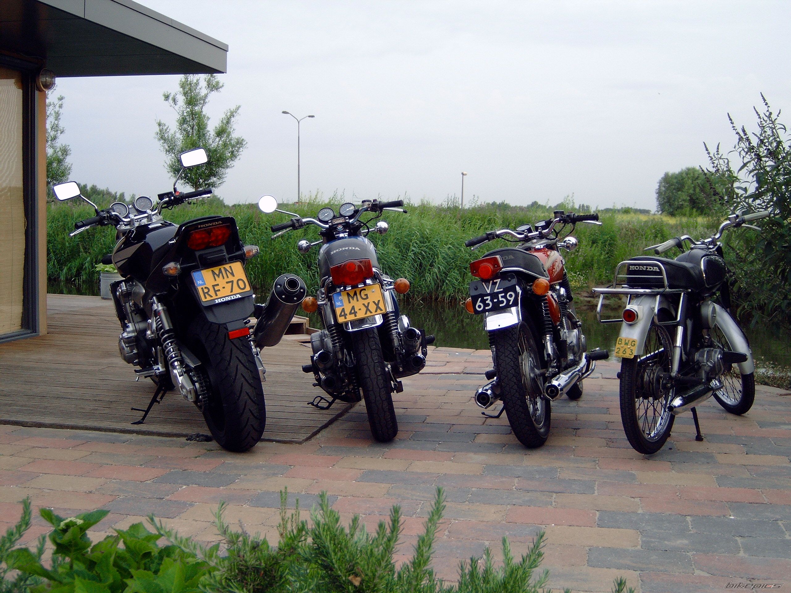 Photo 843716