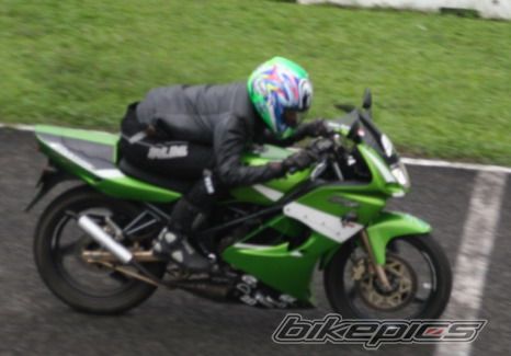 Photo 844421