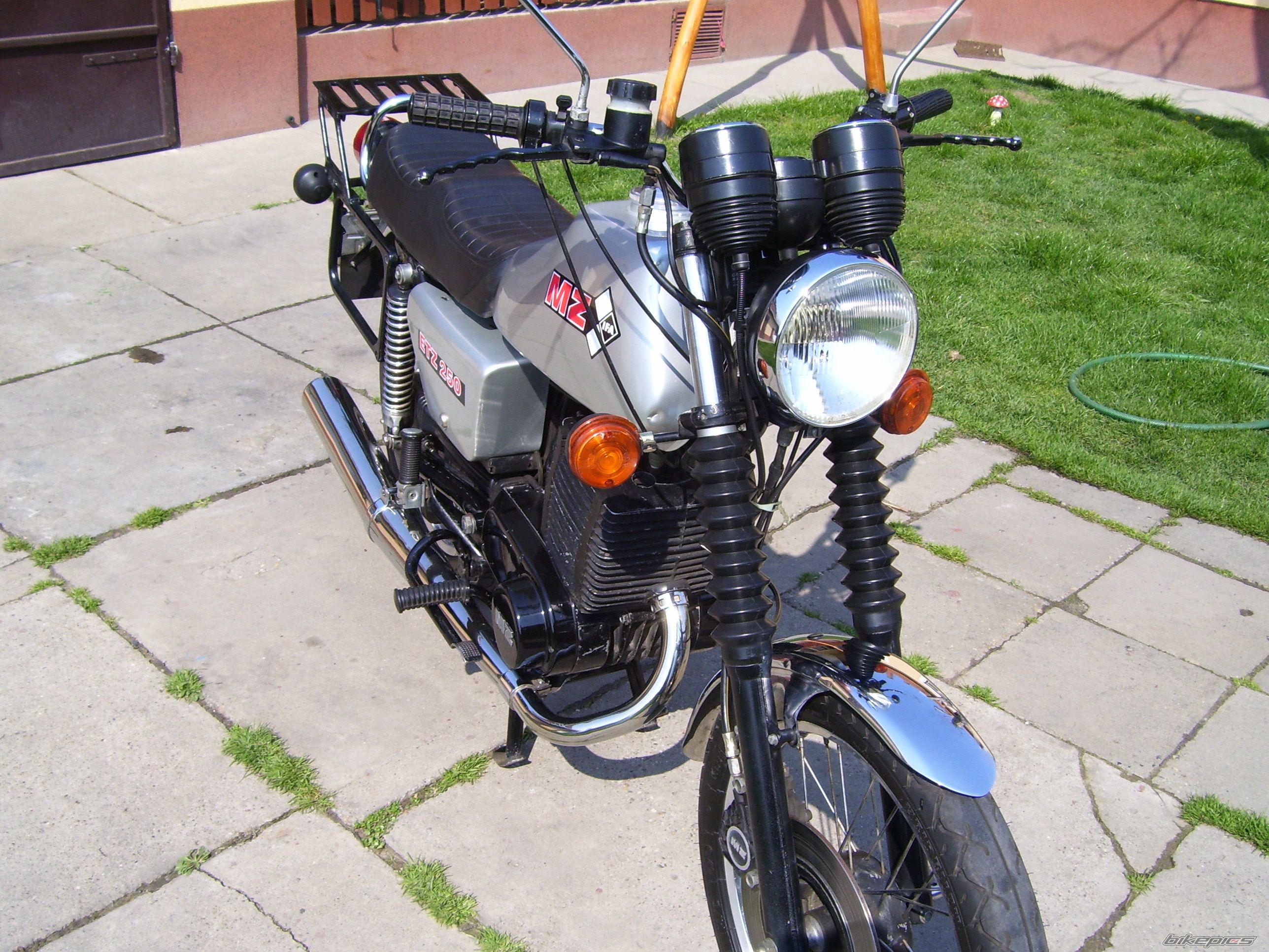 Bike Photo 844759