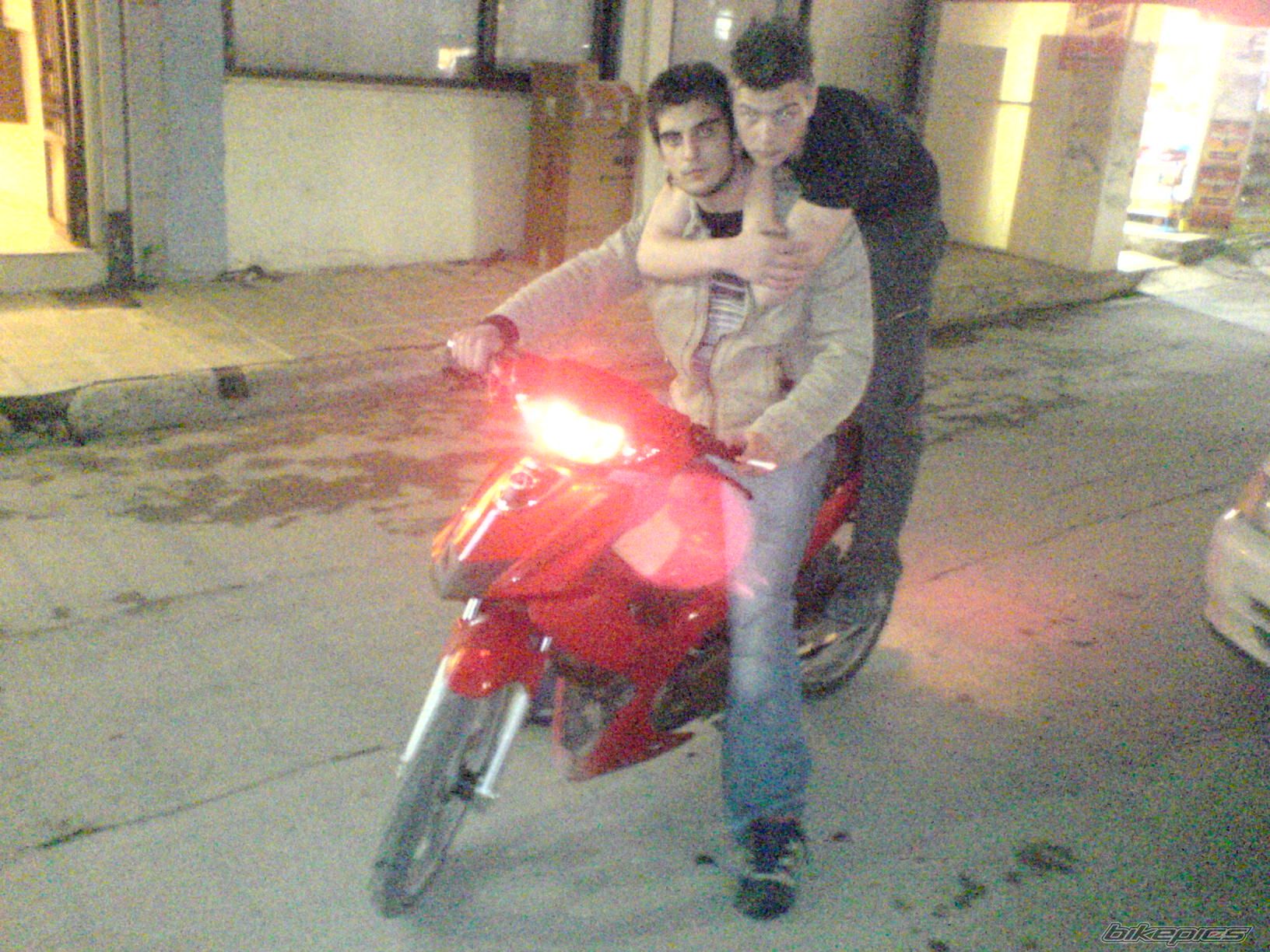 Photo 845093