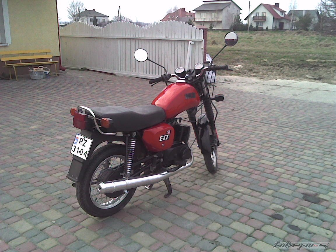 Photo 845893