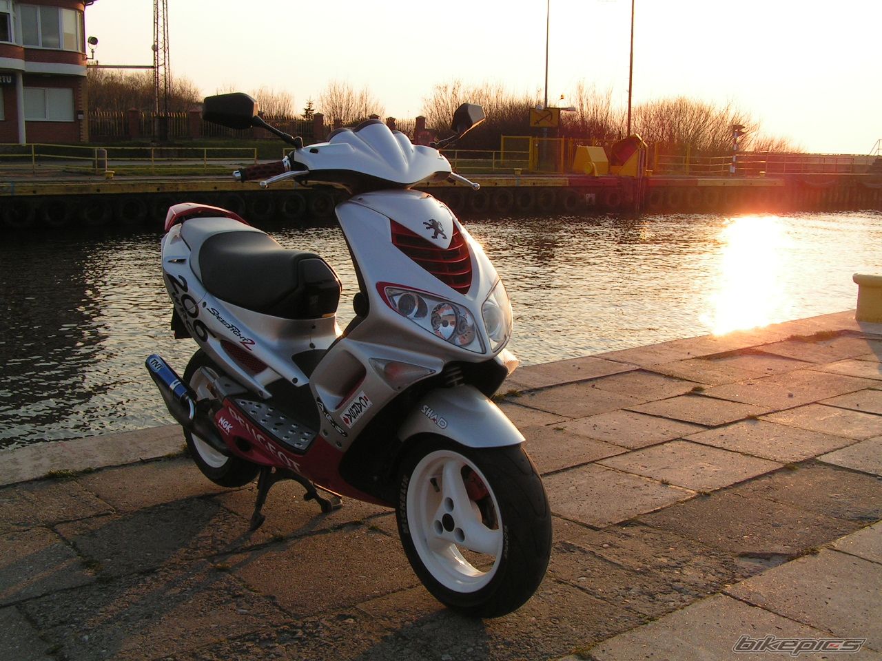 Photo 847140
