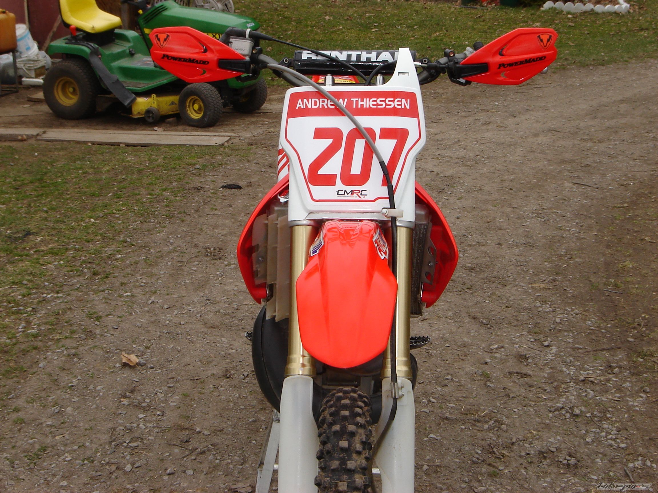 Photo 848239