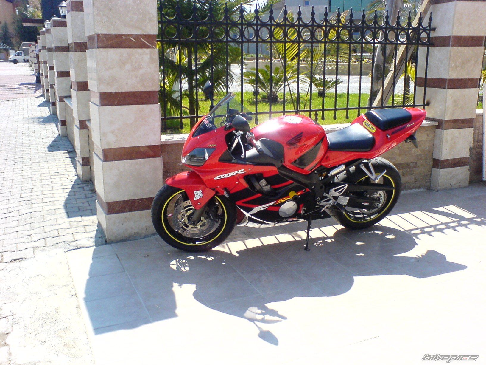 Photo 851280
