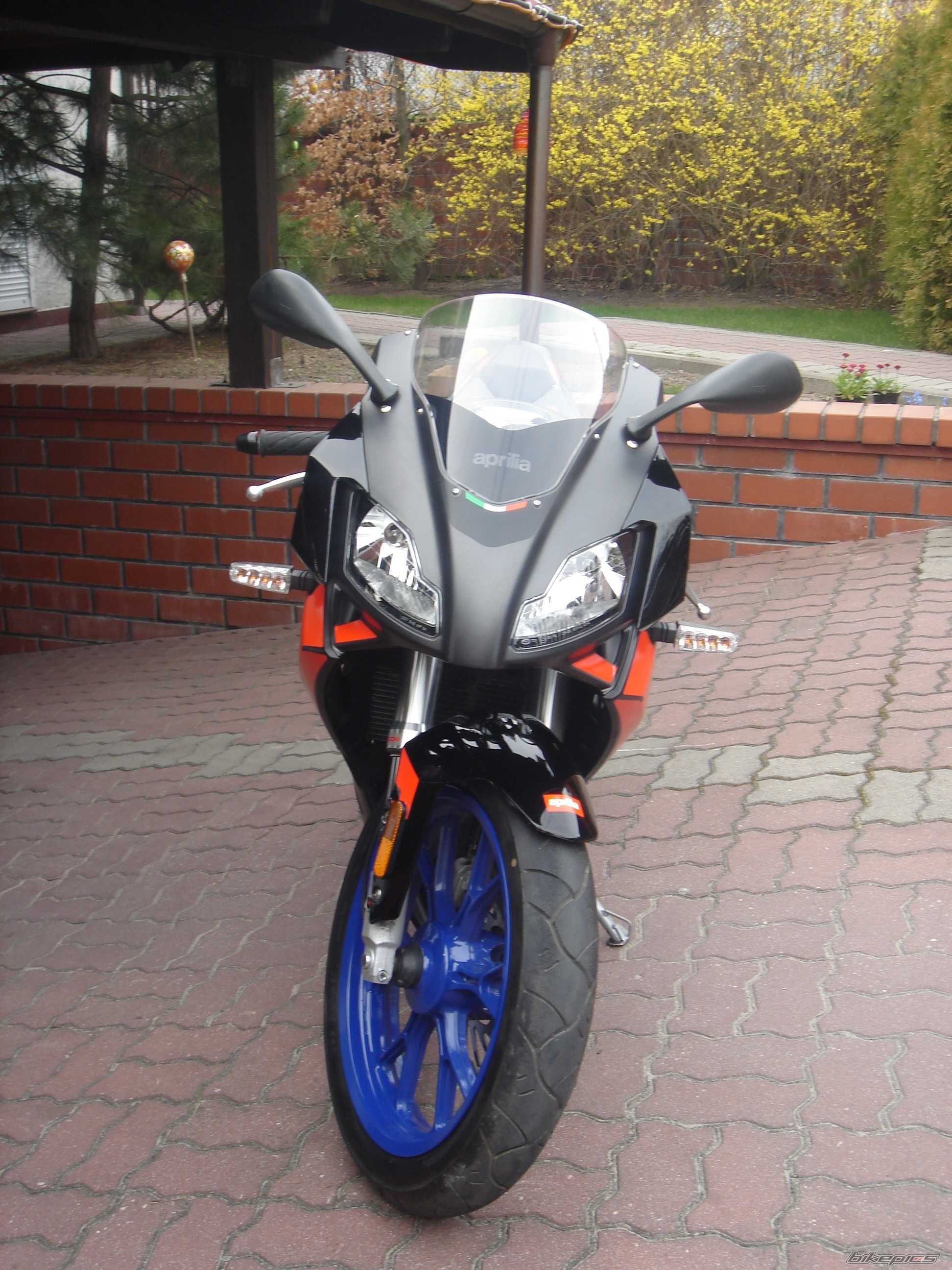 Photo 851874