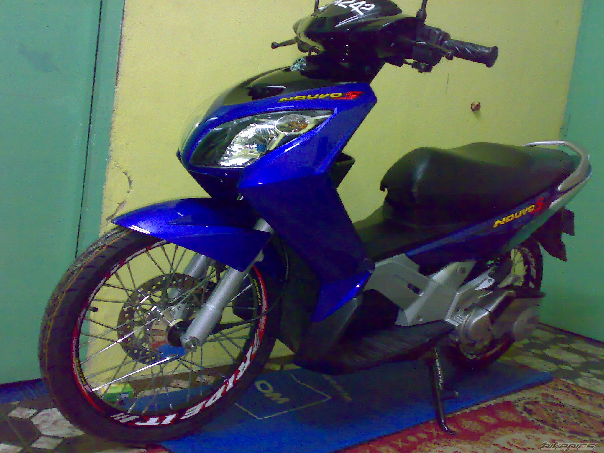 Photo 852318