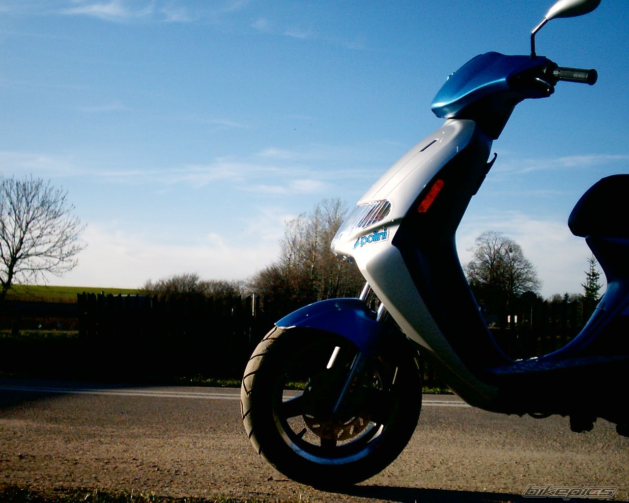 Photo 852886