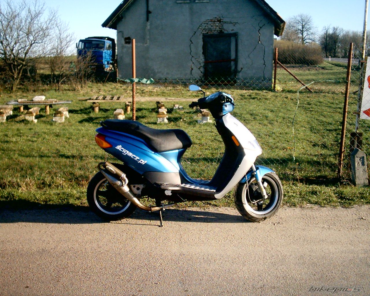 Photo 852892