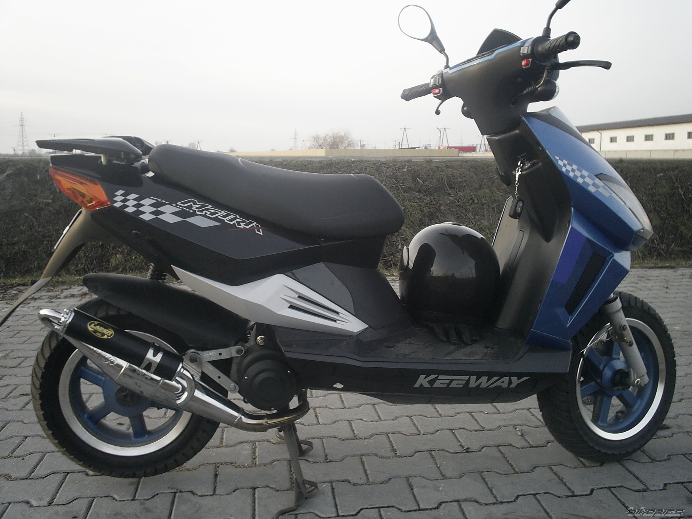 Photo 853513