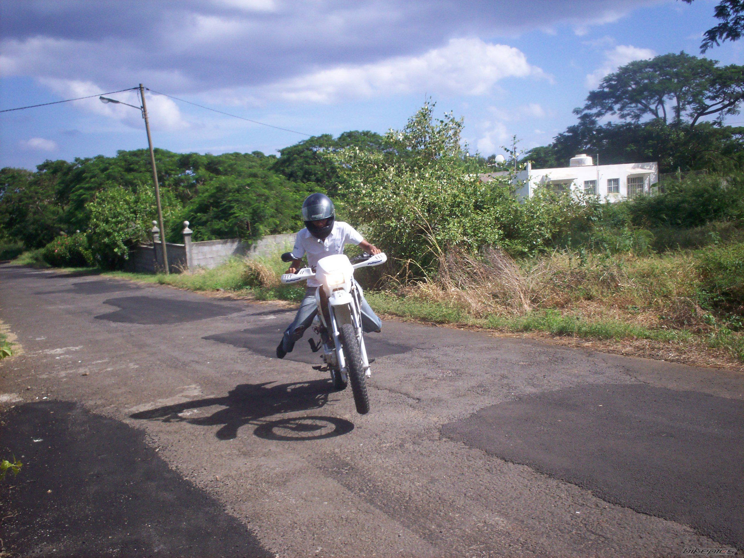 Photo 853536