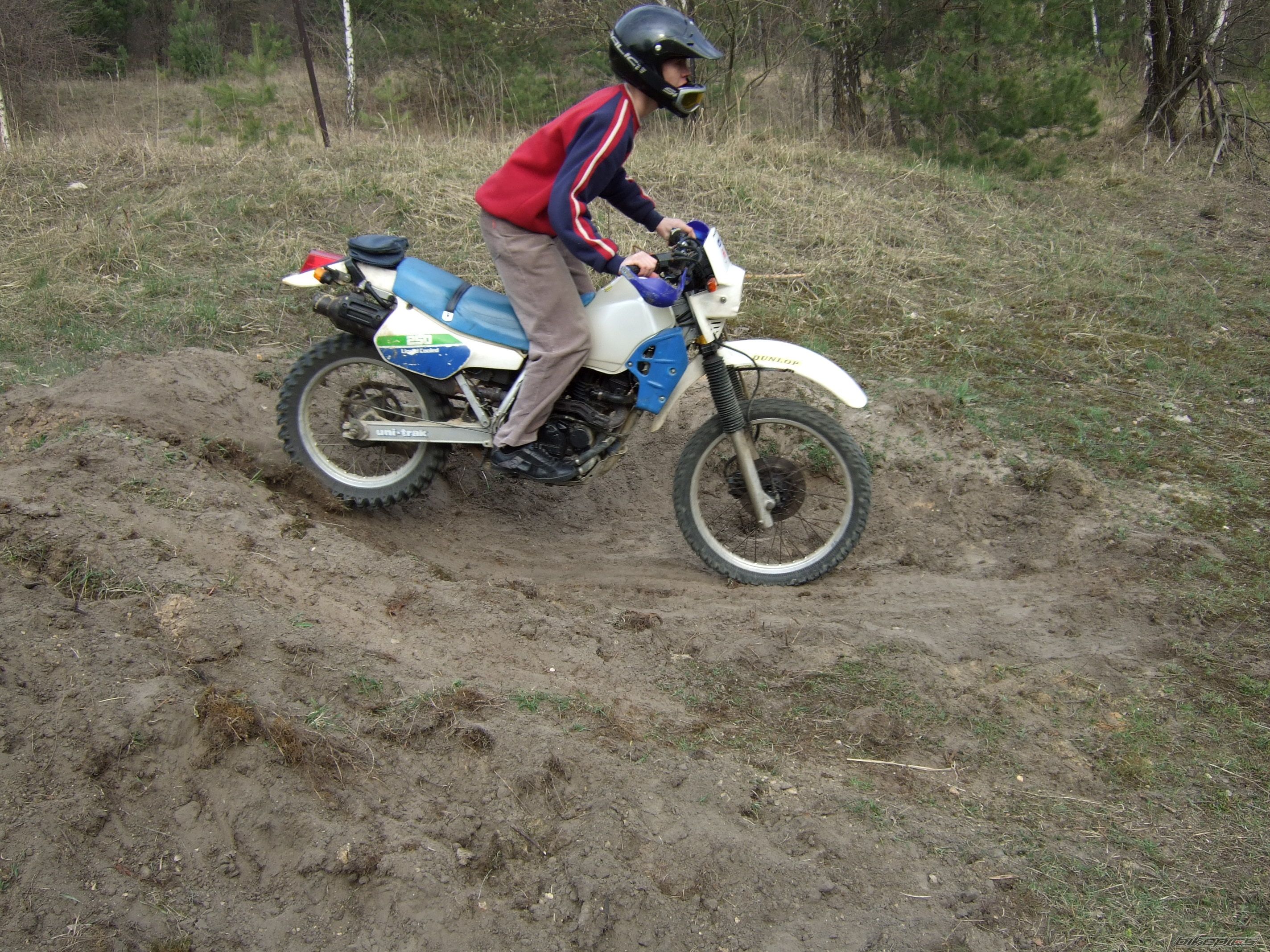 Photo 854059