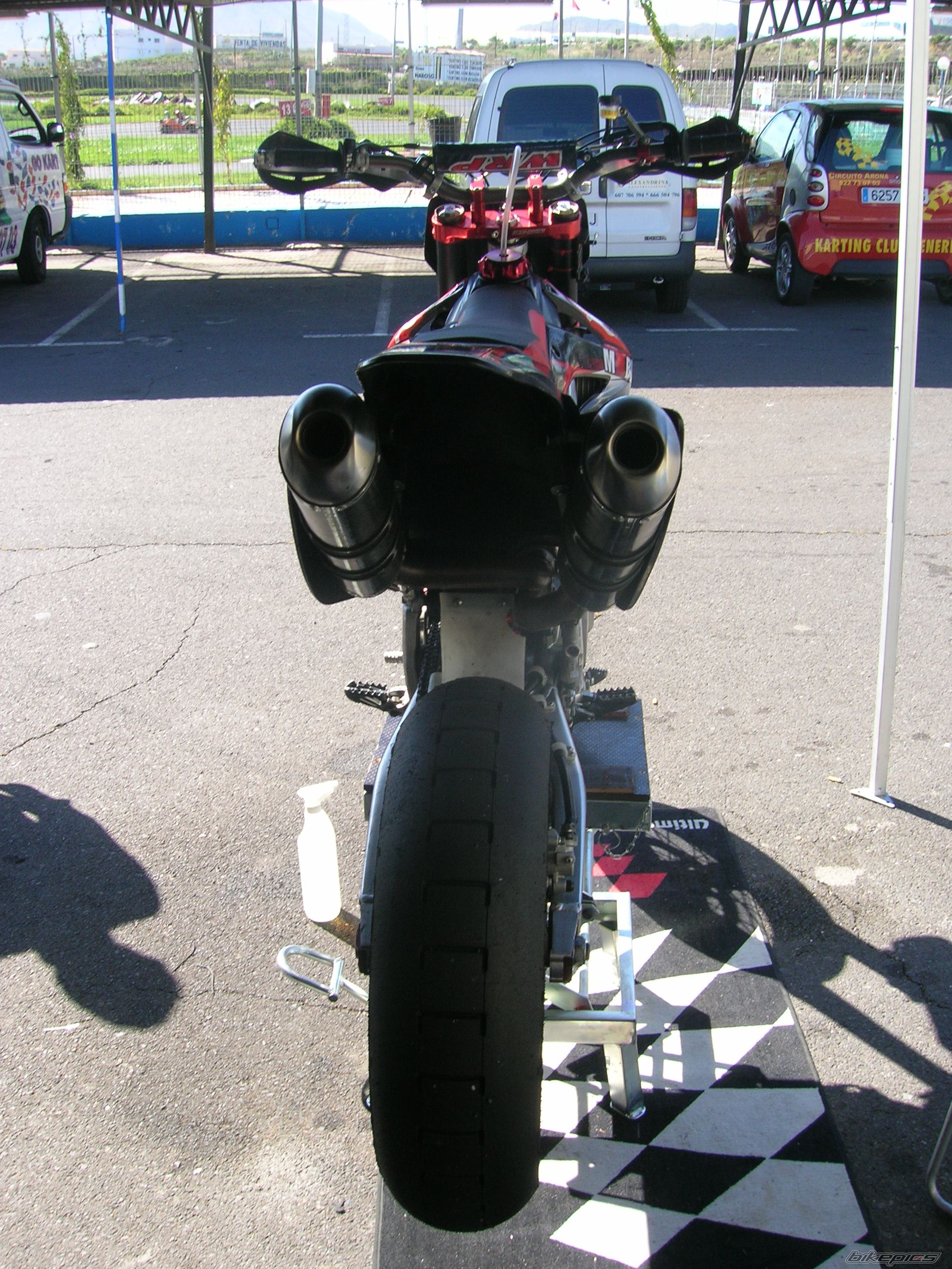 Photo 855689