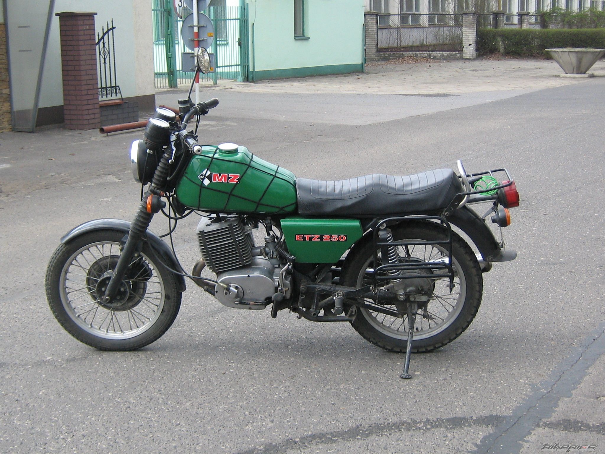 Photo 857549