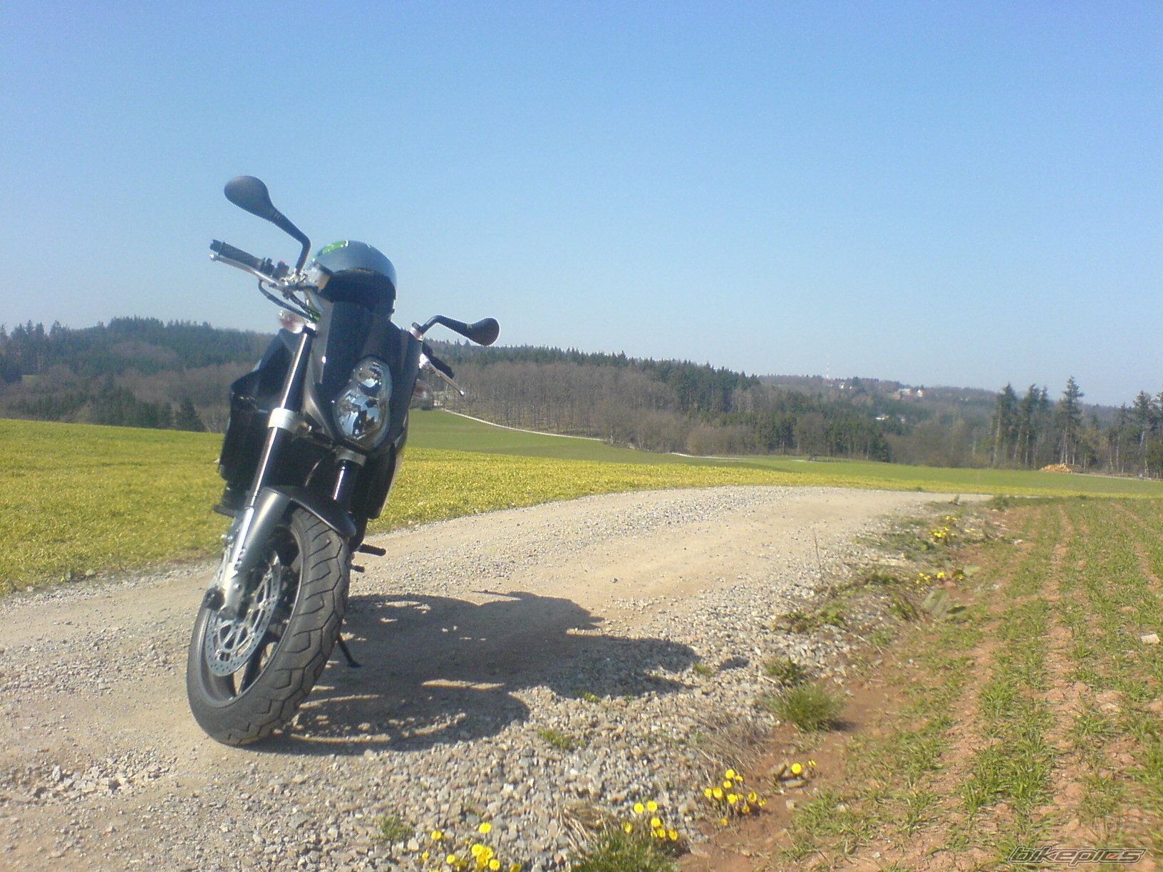 Photo 857995