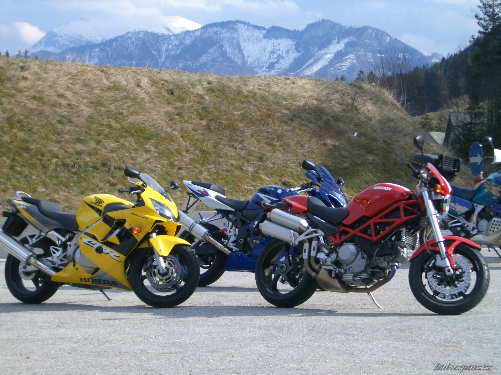 Bike Photo 859789