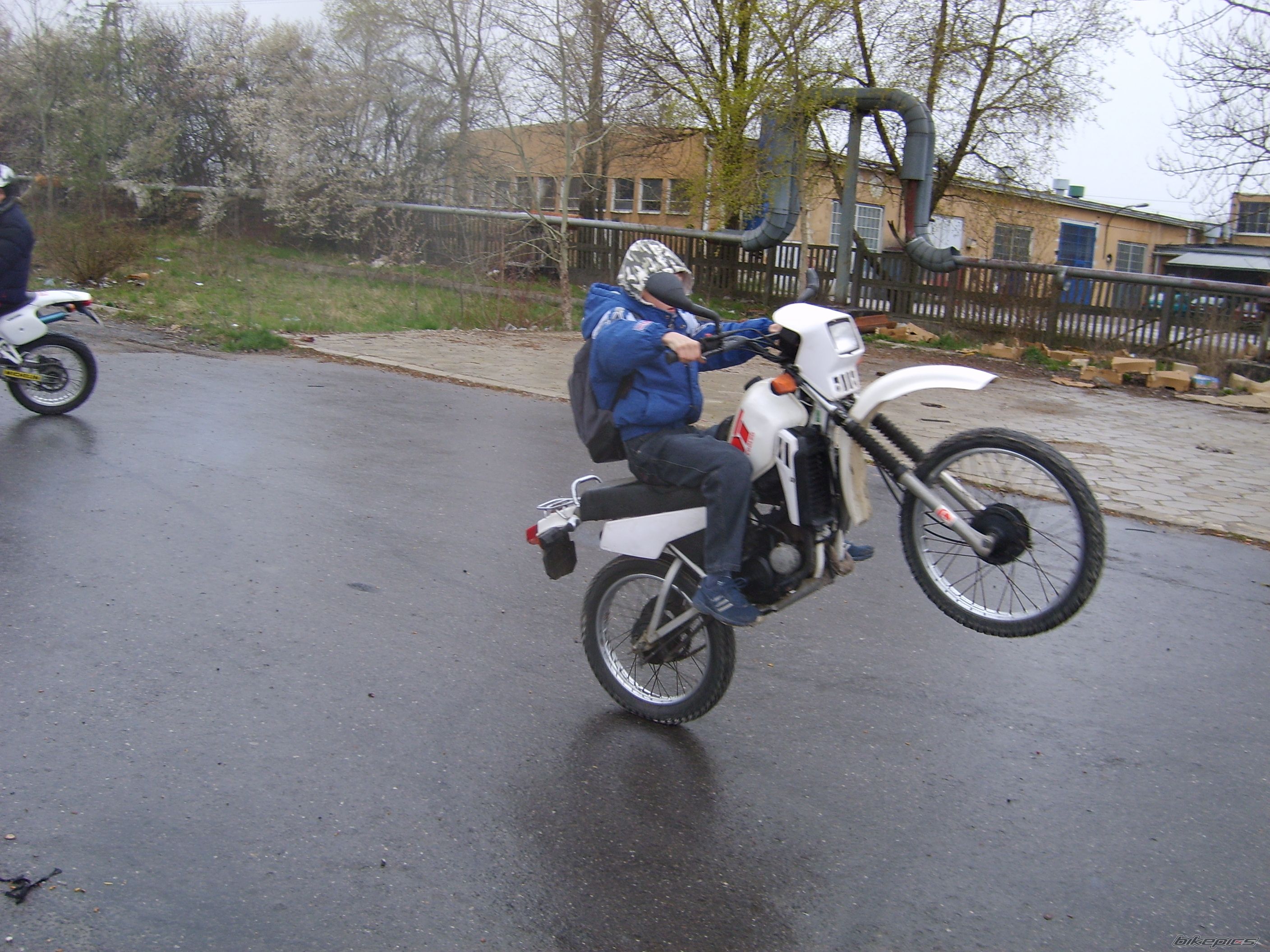 Bike Photo 860080
